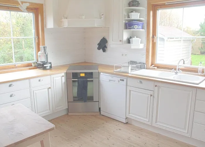 Between The Dunes And The Sea Les Moitiers-d'Allonne