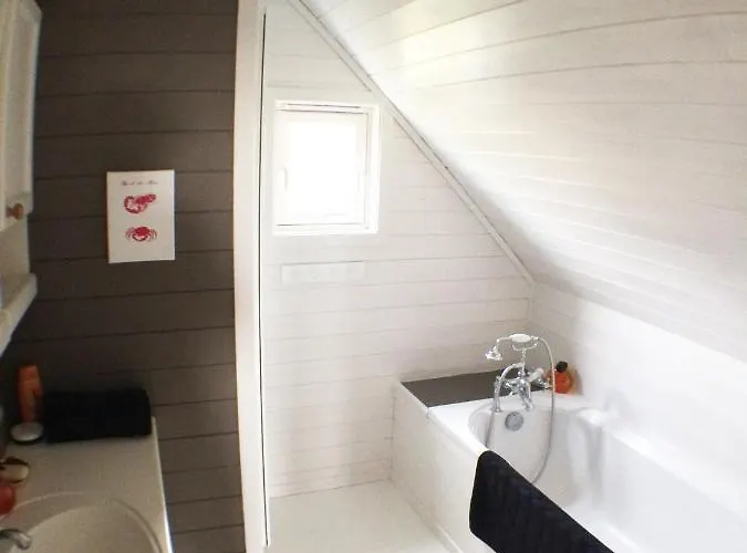 Between The Dunes And The Sea * Les Moitiers-d'Allonne