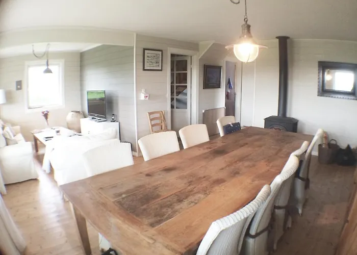 Between The Dunes And The Sea Les Moitiers-d'Allonne